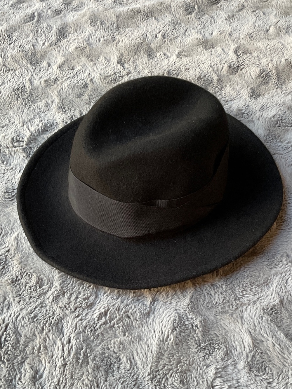 Express Black Wide-Brim Fedora Hat with Grosgrain Band